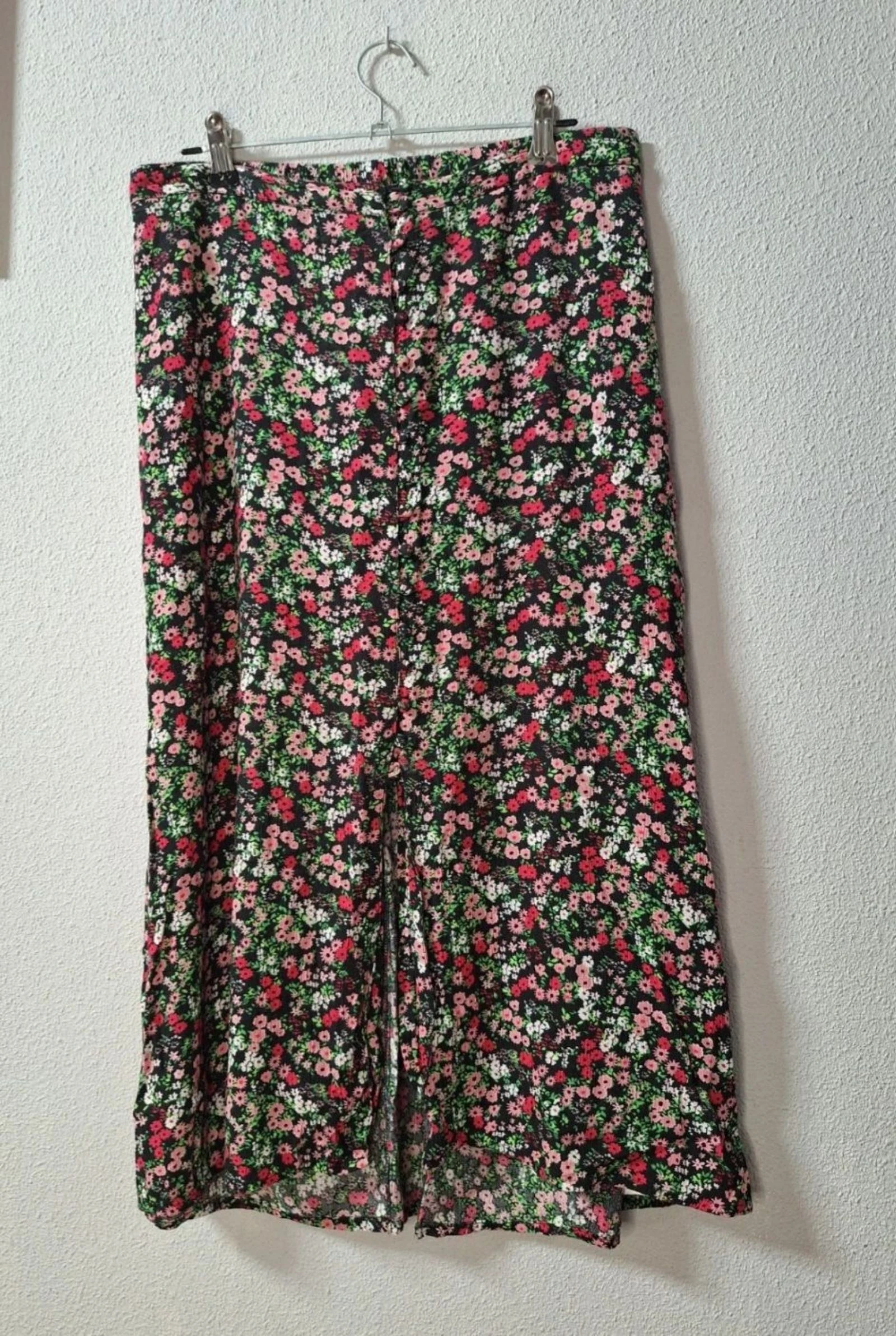 Falda midi Naf Naf floral 100% viscosa T.M